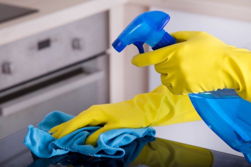 Commercial cleaning support for offices and shared premises in Belsizepark